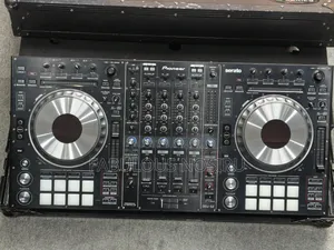 Poneer DDJ Sz Controller