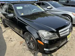 Mercedes-Benz C300 Luxury 4Matic Sedan AWD (3.5L 6cyl 7A) 2013 Black