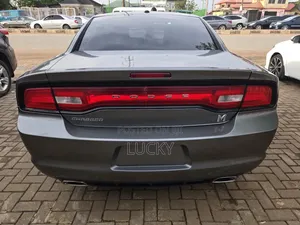 Dodge Charger SXT 2012 Gray