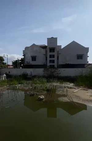 700sqm of Corner Piece Land With Piling at Victoria Island for Sale