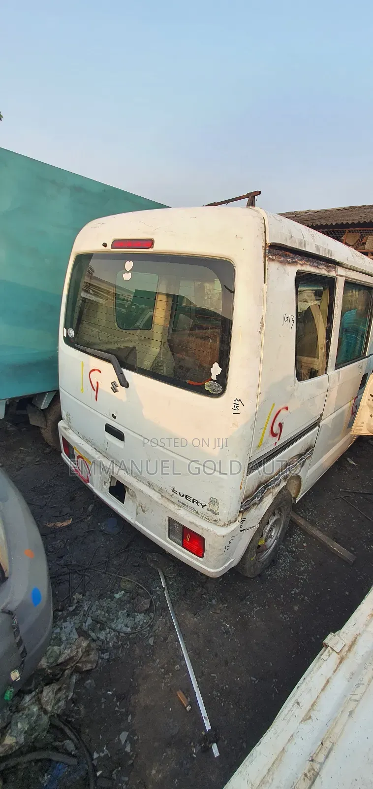 Suzuki APV Minibus 2010 White