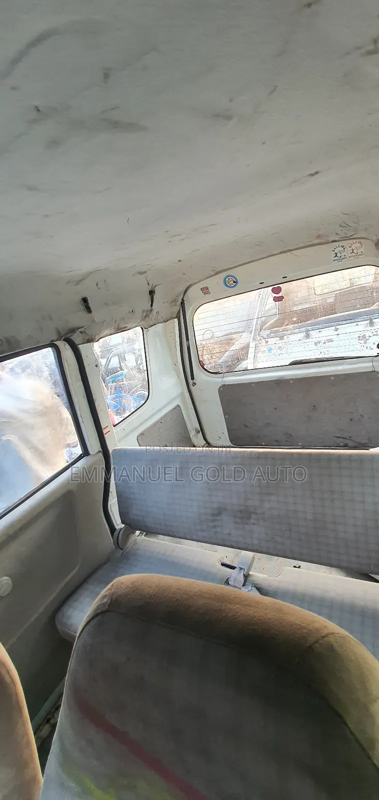 Suzuki APV Minibus 2010 White