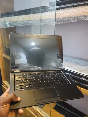 Laptop Dell Latitude 12 E7250 8GB Intel Core I5 SSD 256GB