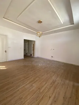1bdrm Apartment in Orchild Road, Chevron for rent