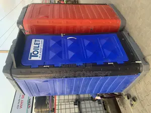 Mobile Toilet Portable With Water Tank