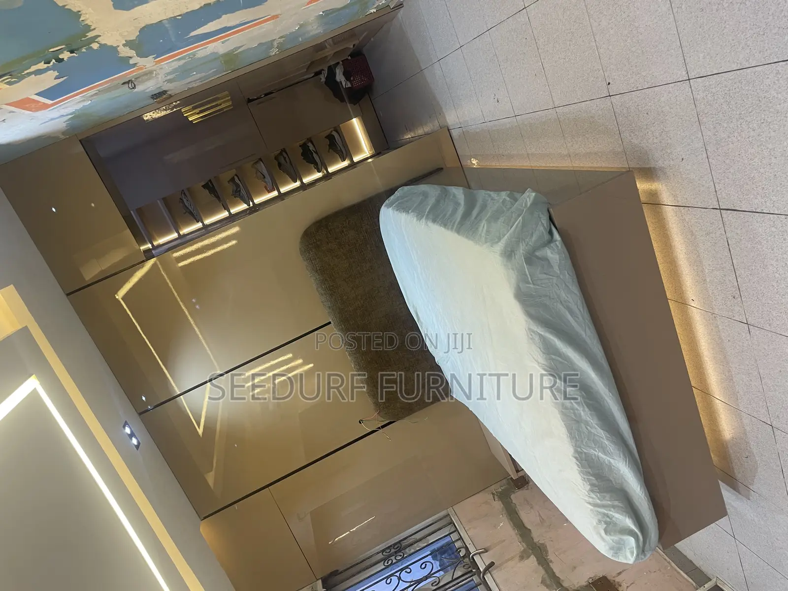 A 4/6 Flooring Bed