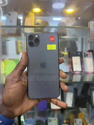 Apple iPhone 11 Pro Max 64 GB Green