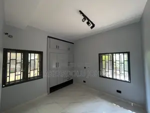 3bdrm Block of Flats in Maitama for rent