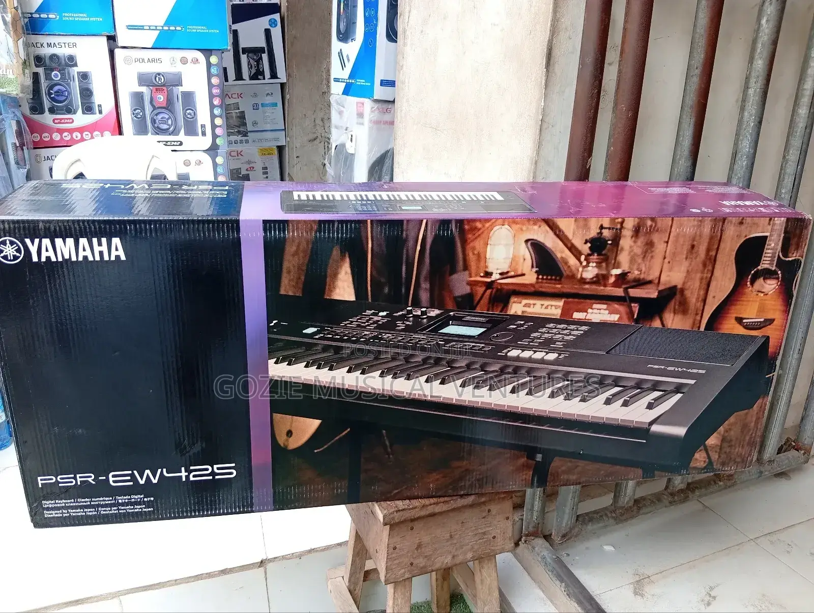 Yamaha Keyboard PRS -Ew 425 With Complete 76 Key.