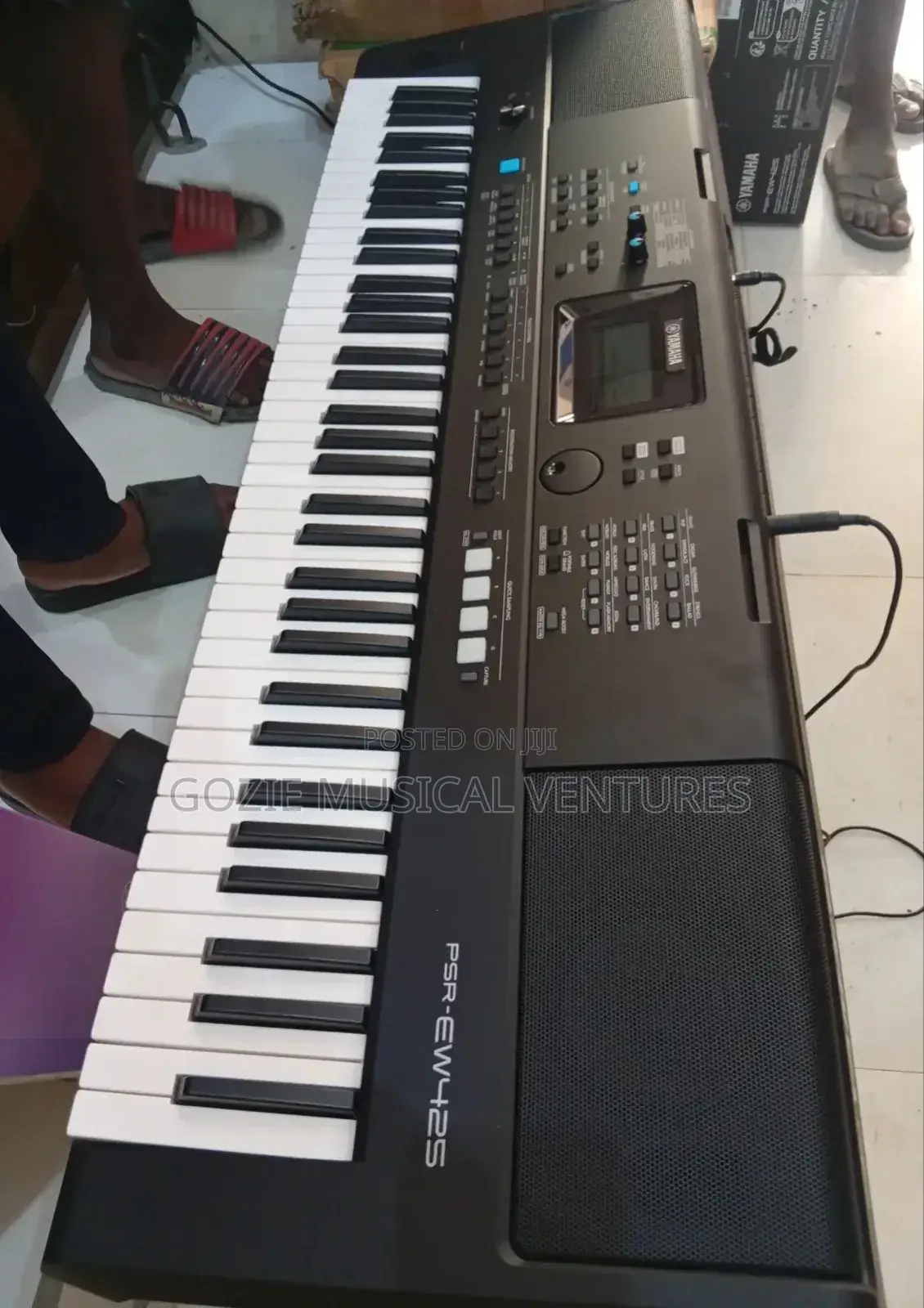 Yamaha Keyboard PRS -Ew 425 With Complete 76 Key.