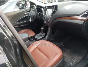 Hyundai Santa Fe SE AWD 2018 Black