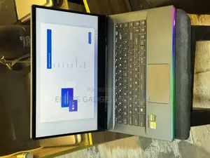 Laptop MSI GE66 Raider 32GB Intel Core I7 SSD 1T