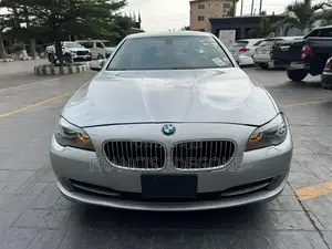 BMW 528i 2011 Silver