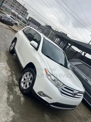 Toyota Highlander 2013 White