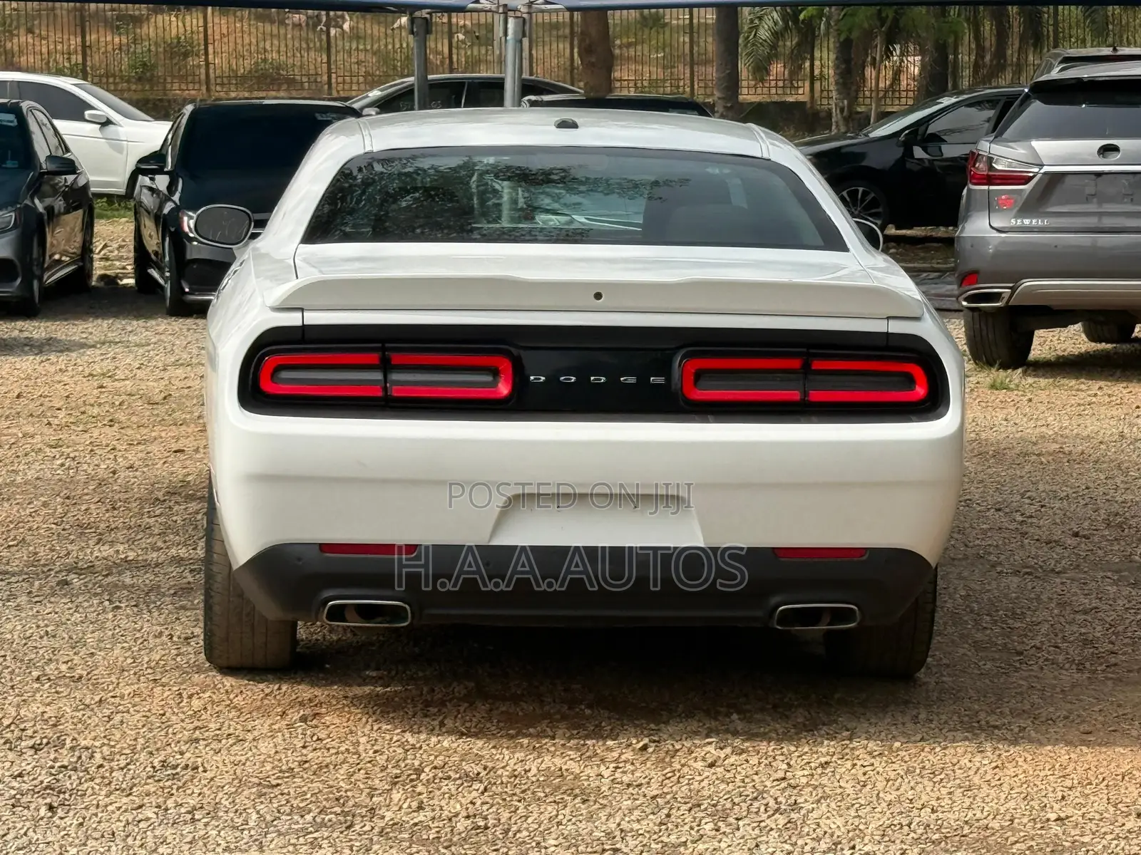 Dodge Challenger 2022 White