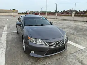 Lexus ES 350 FWD 2015 Gray