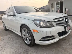 Mercedes-Benz C300 2012 White