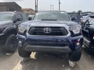 Toyota Tacoma 2015 Blue