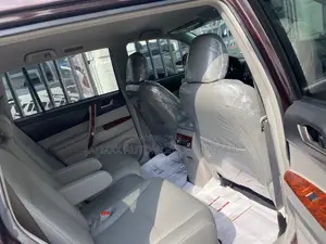 Toyota Highlander Limited 2012 Maroon