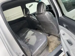 Toyota Tacoma Double Cab V6 Automatic 2010 White