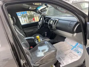 Toyota Tacoma 2015 Gray