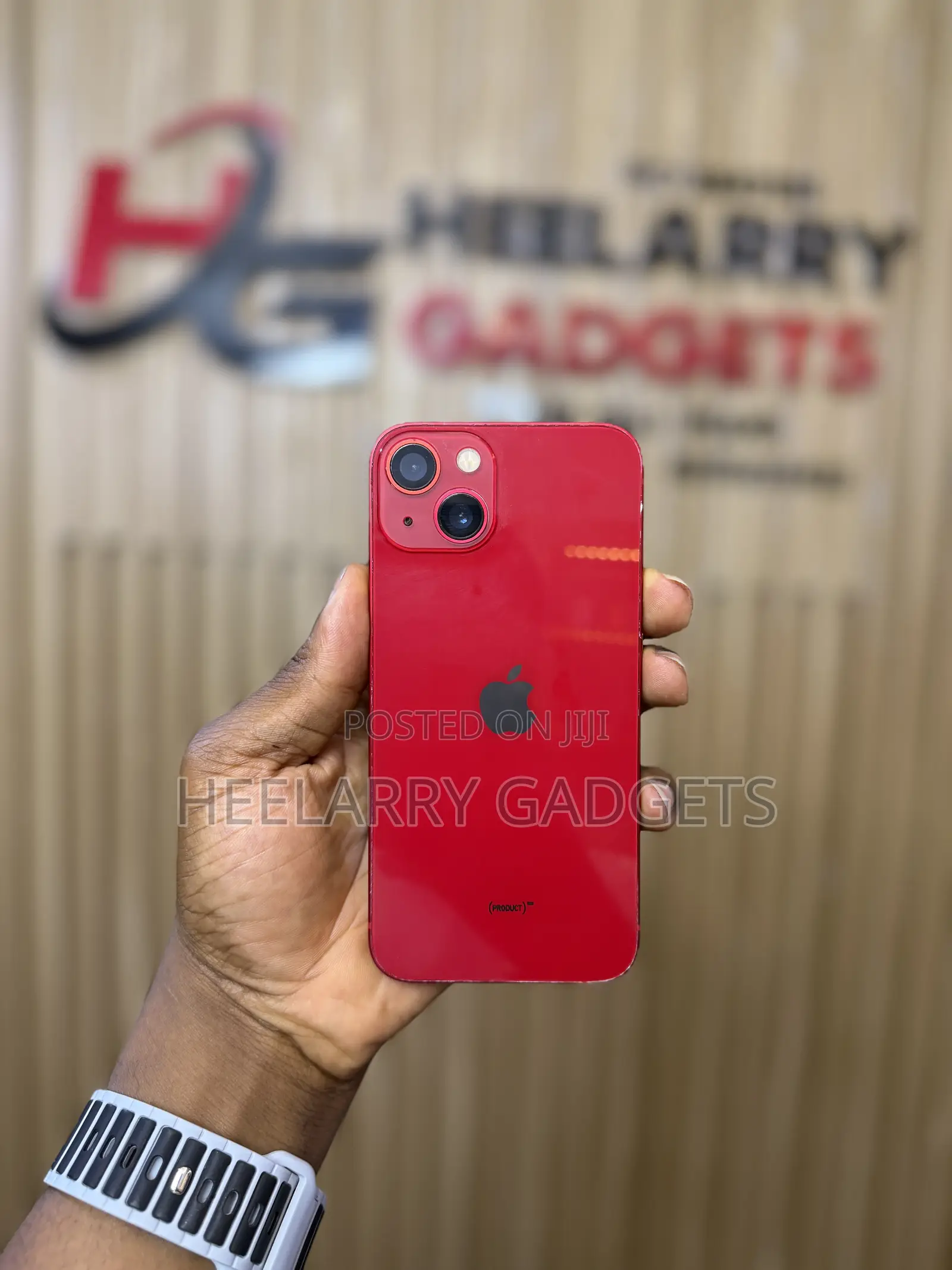 Apple iPhone 13 128 GB Red