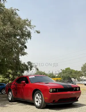 Dodge Challenger SXT 2012 Red