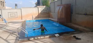 Swimming Pool With Bar