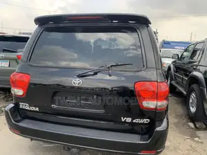 Toyota Sequoia Limited 4dr SUV 4WD (4.7L 8cyl 5A) 2007 Black