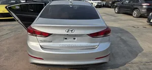 Hyundai Elantra Limited 2018 Silver