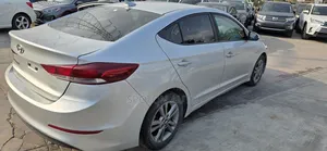 Hyundai Elantra Limited 2018 Silver