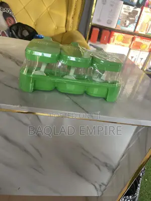 3 in 1 Plastic Spice Rack(It Comes With Spoons)