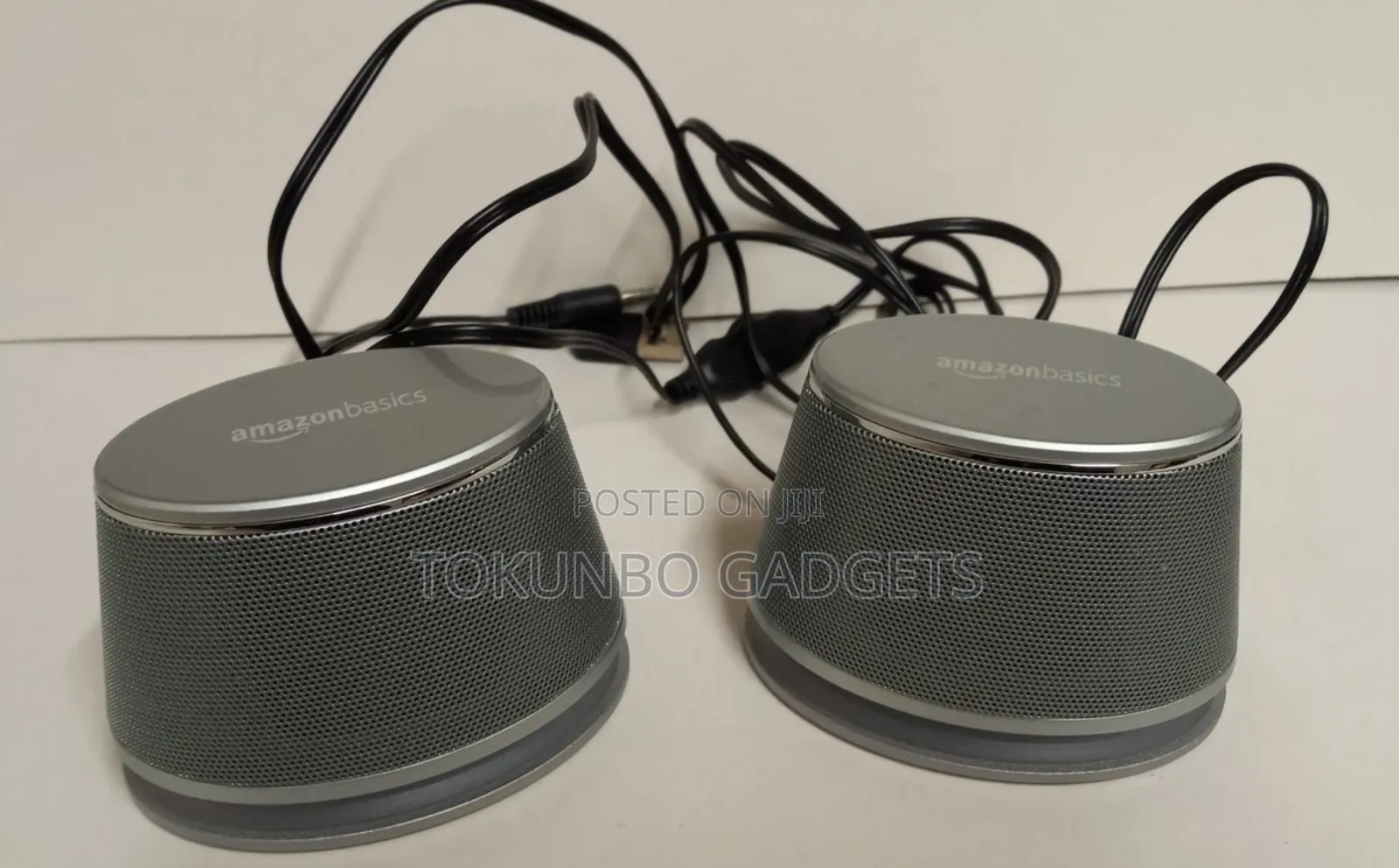 Amazon Basics Stereo/Studio Dynamic Speakers