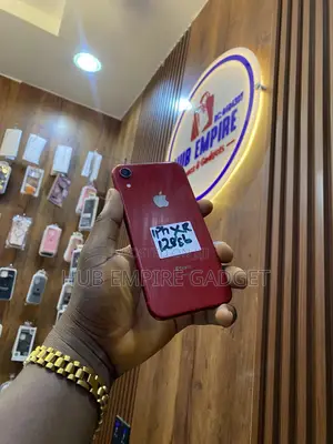 Apple iPhone XR 128 GB Red