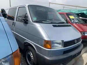Volkswagen Transporter 2004 Grey