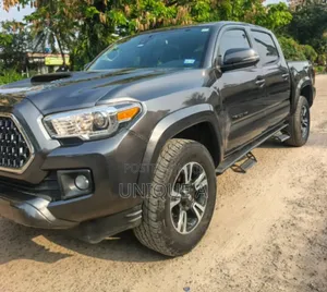 Toyota Tacoma TRD Sport 2018 Gray