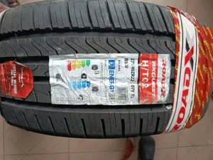 275/40r22 Roadx Tire
