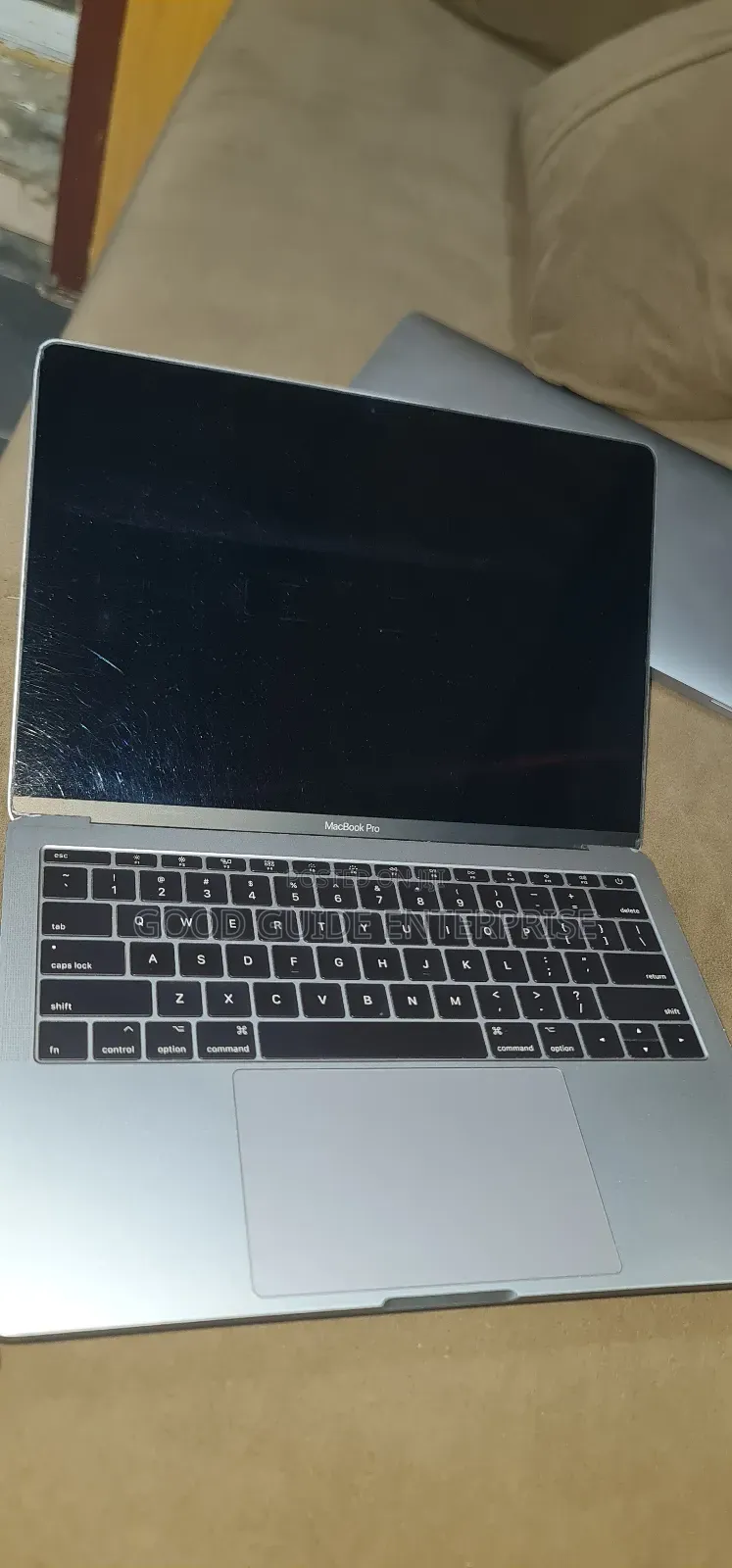 Laptop Apple MacBook Pro 2017 8GB Intel Core I5 SSD 256GB