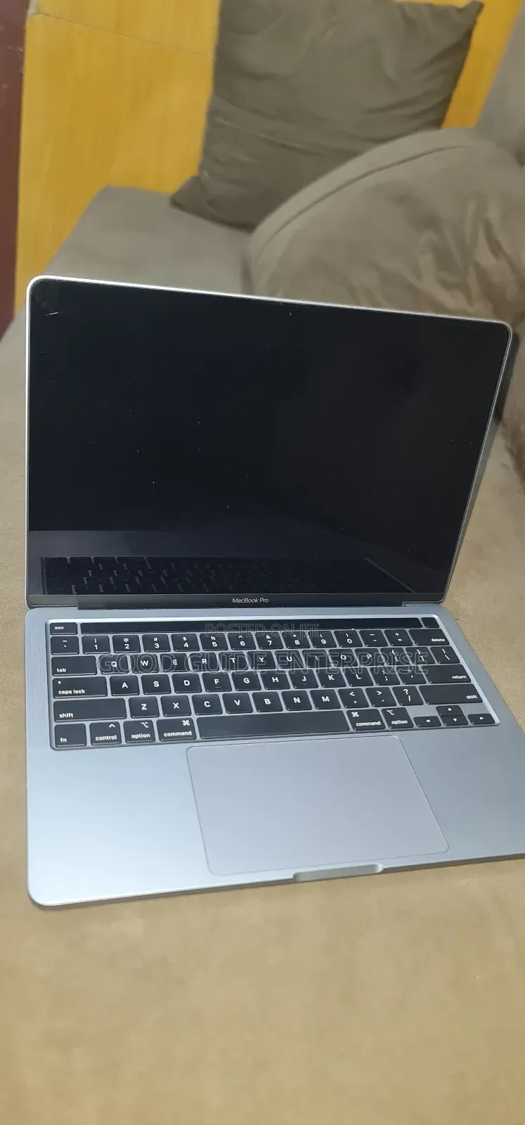 Laptop Apple MacBook Pro 2020 8GB Intel Core I5 SSD 256GB