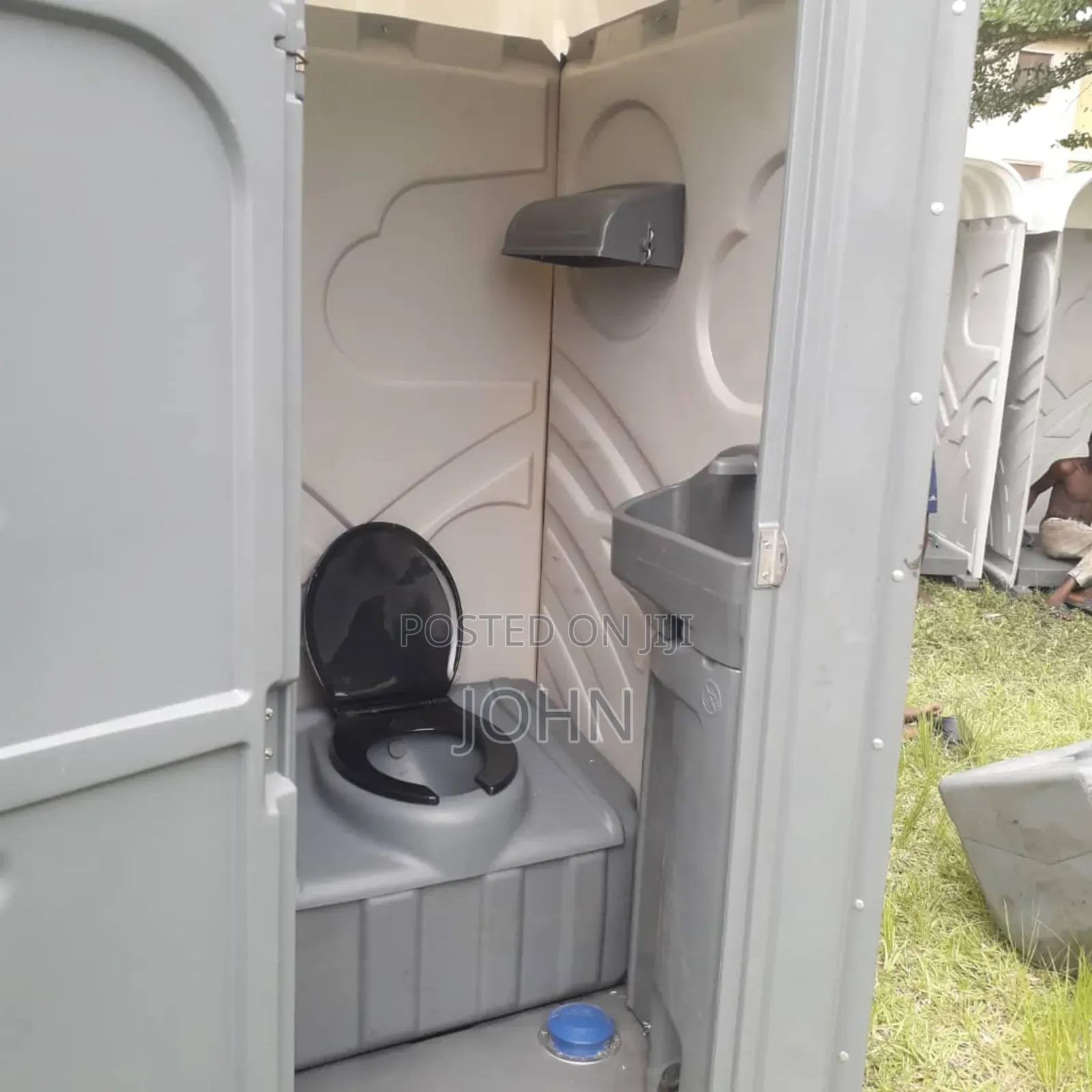 Mobile Toilet Rental