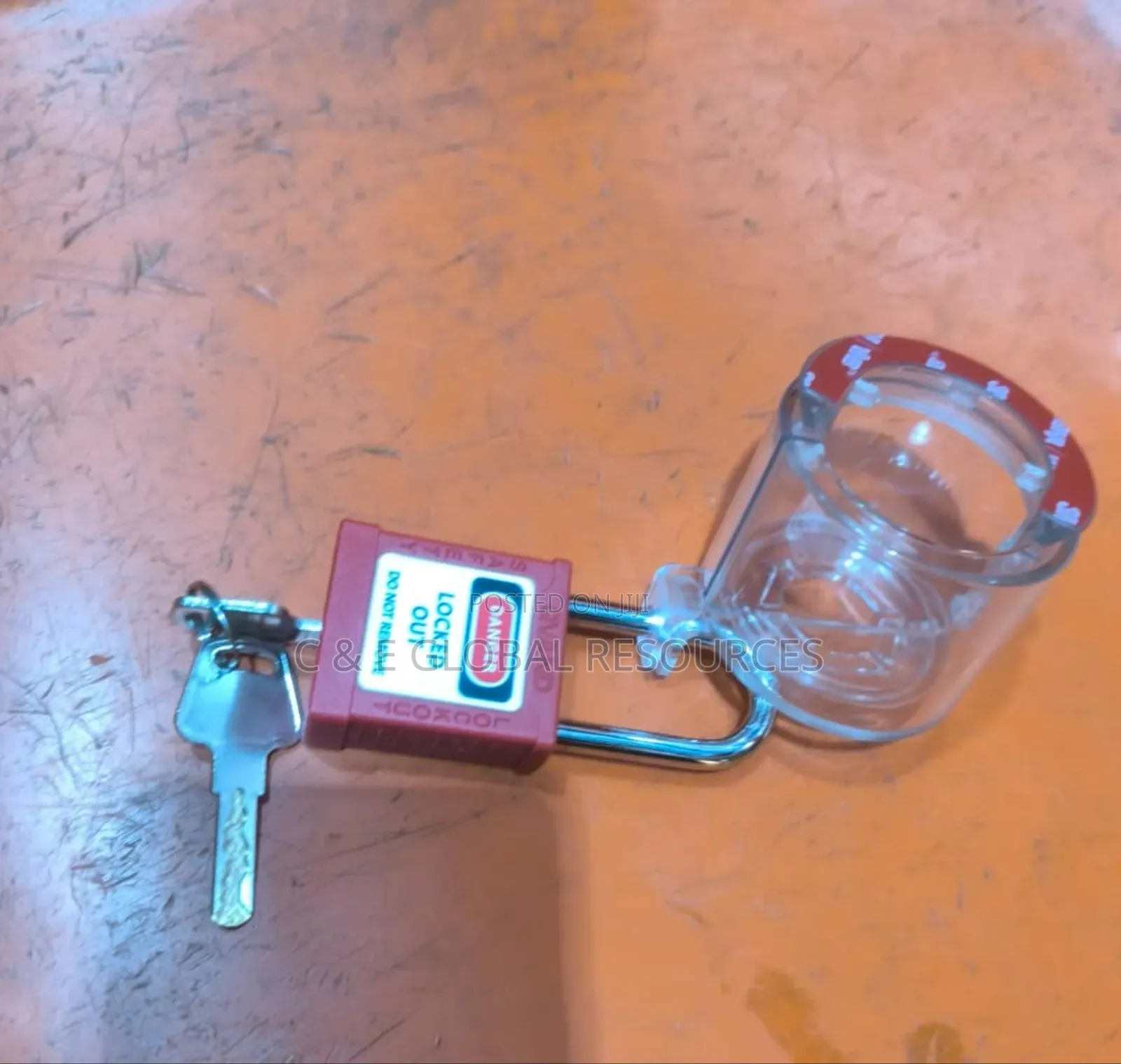 Emergency Stop Switch Lockout/Push Button Locking Device