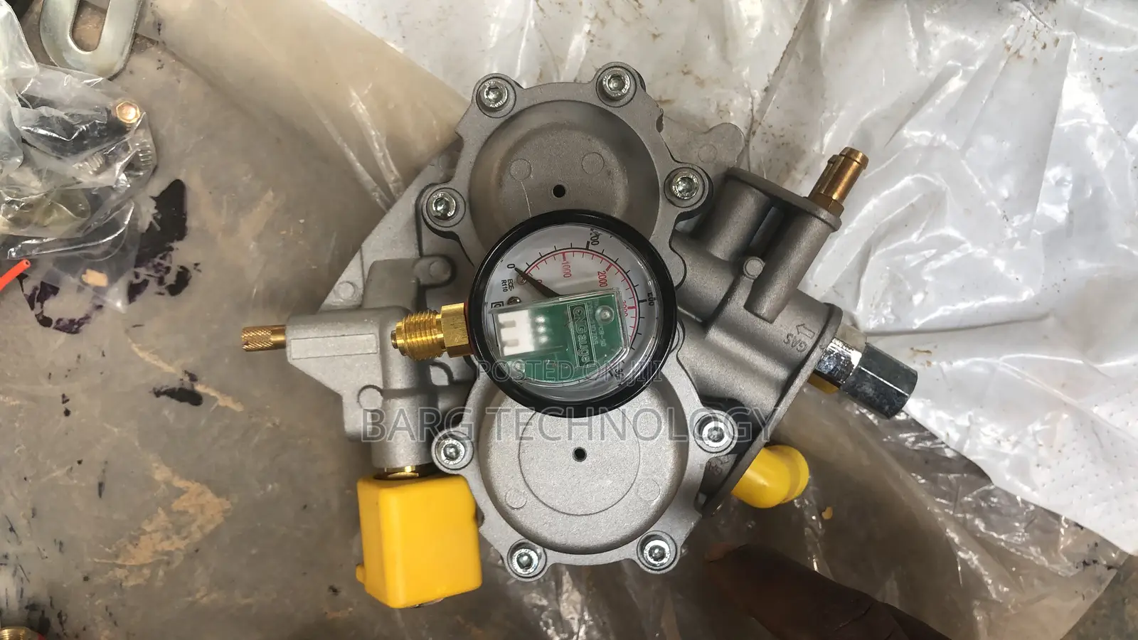 Carburetor Vehicle Conversion to CNG