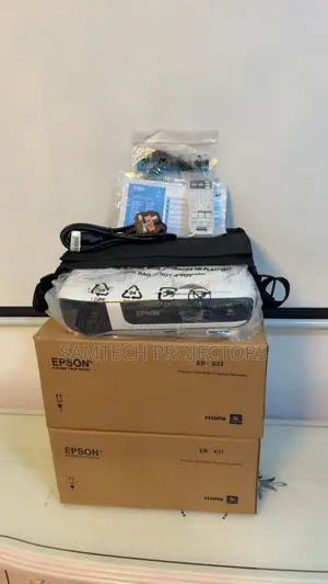 Brand New Epson Projector Eb-x51.  3,800 Lumens  Daylight Projector