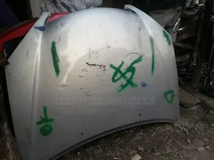 Camry 2004 Bonnet Complete With Mat