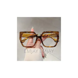 Fashionable Eyewear
