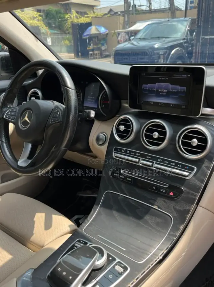 Mercedes-Benz GLC-Class 2016 Black