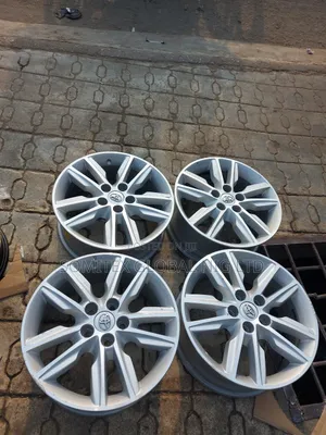 Toyota Available 2018 Rim