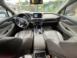 Hyundai Santa Fe 2018 Silver