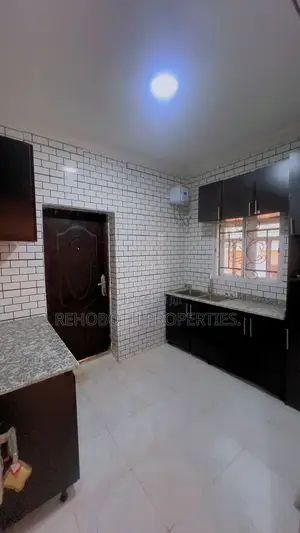 4bdrm Duplex in Ire Akari, Akala Express for rent