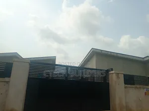 2bdrm Apartment in Benin City for rent